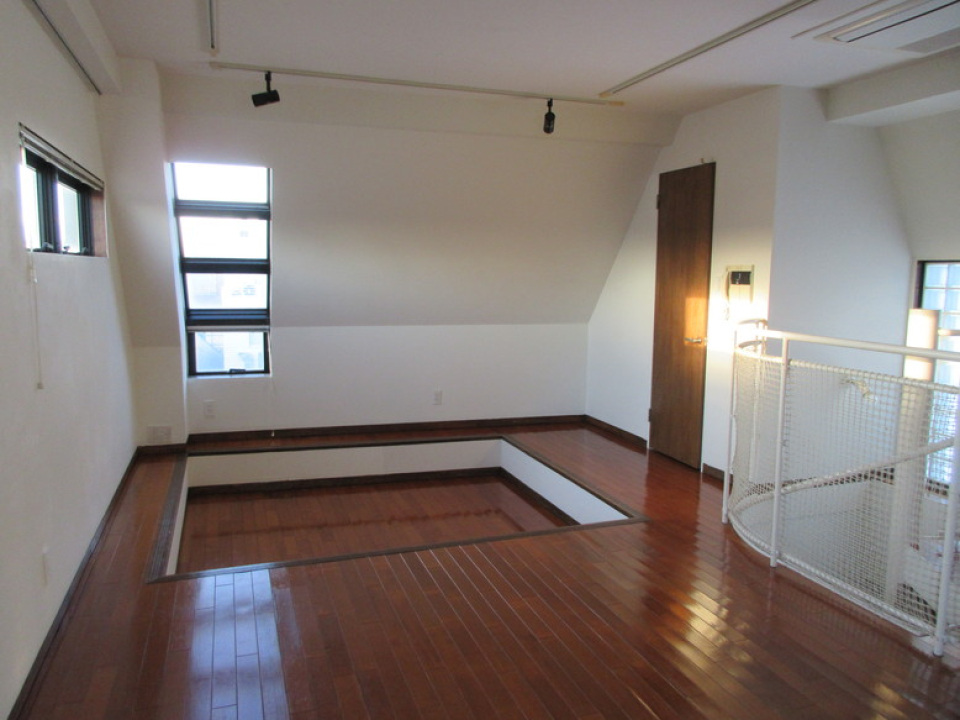 ピットリビング？！