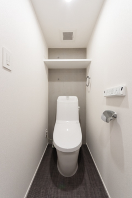 トイレは上下階に1つずつあります
※写真は同タイプ住戸です。