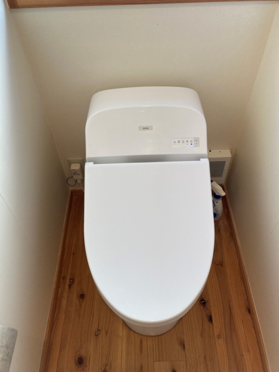 トイレは上下階それぞれにあります