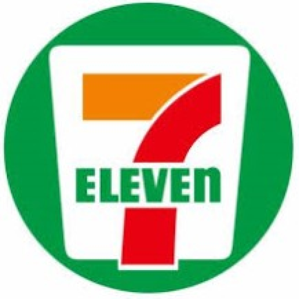 セブンイレブン 新宿山吹町店（160m）