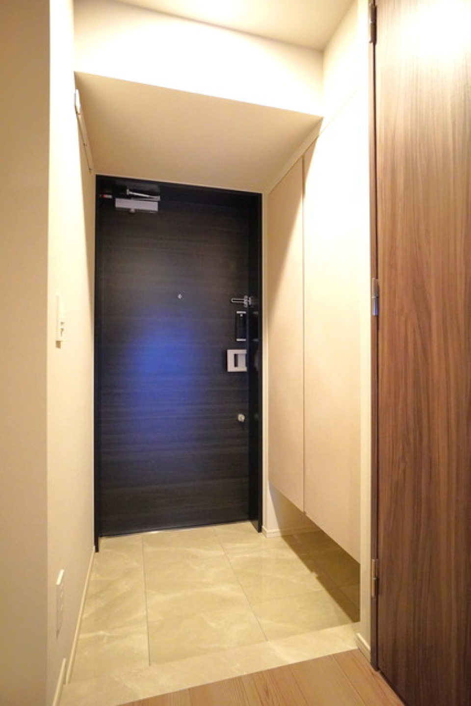 ２口コンロが導入されています。※写真は同タイプ住戸です。