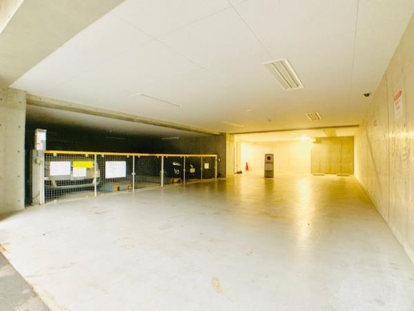 防犯重視の地下駐輪場(空き要確認)