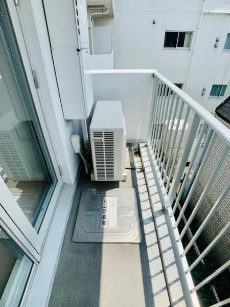 バルコニーでお洗濯物干すと良く乾きそうです