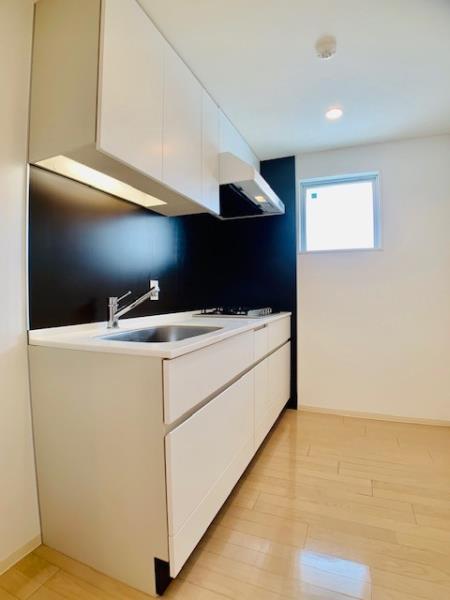 キッチンは3.3帖です