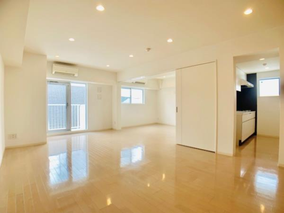 南向きでとっても明るいお部屋です