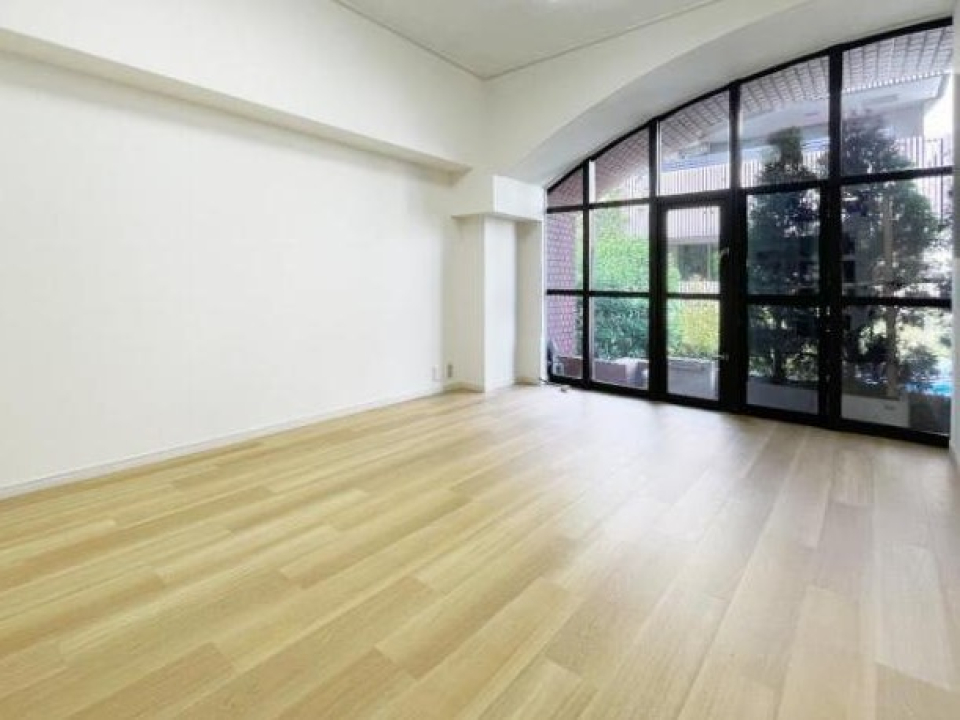 個性的な窓辺に魅せられて