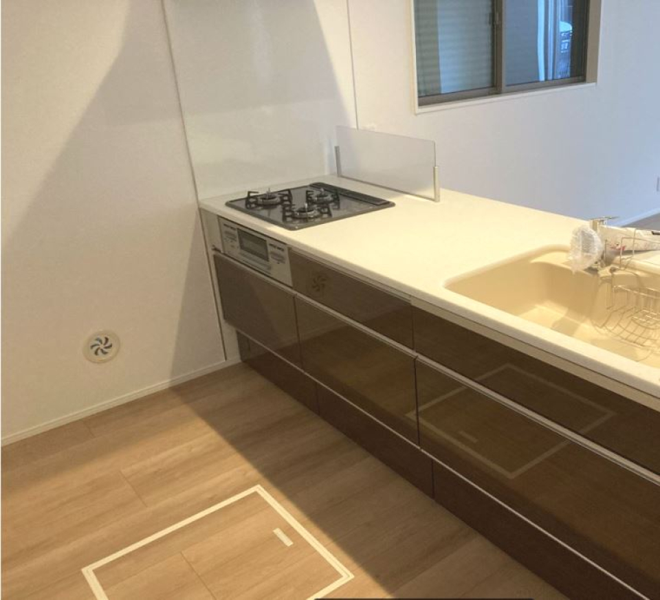 ワイドサイズで使いやすいキッチン