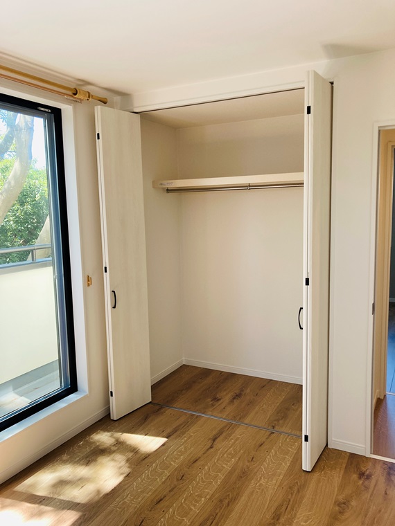 収納は各個室にあります