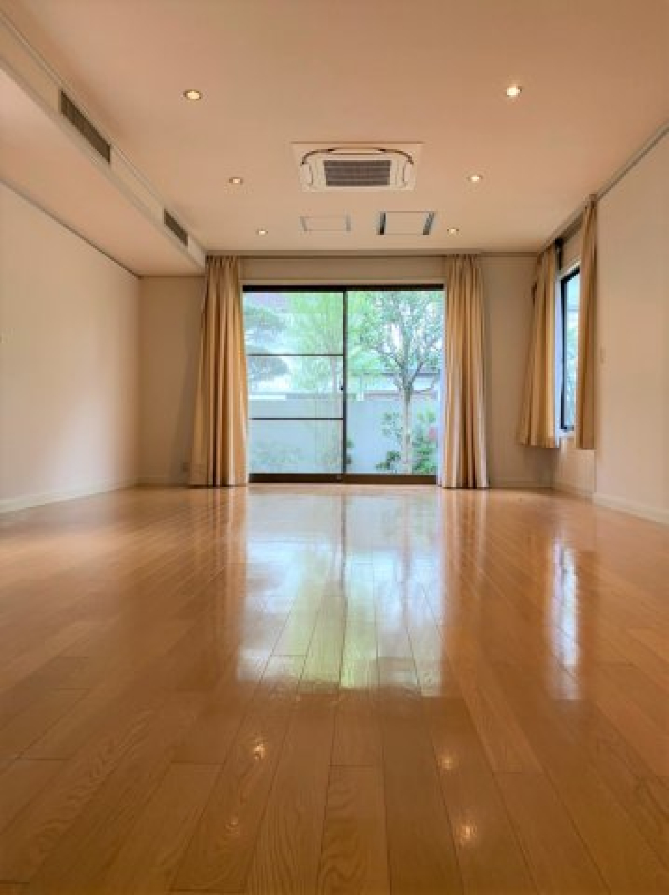 リビング写真（It`s a picture of the living）