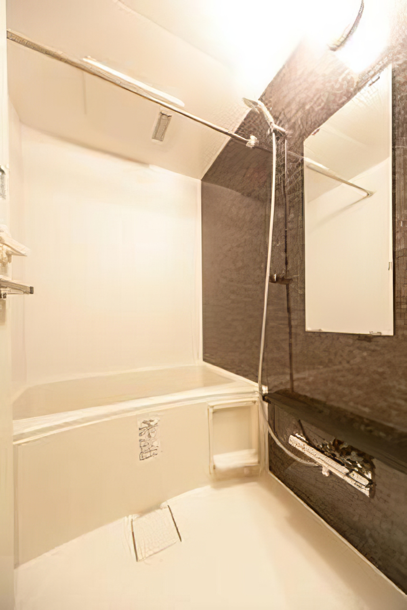 お風呂
※写真は同タイプ住戸です。