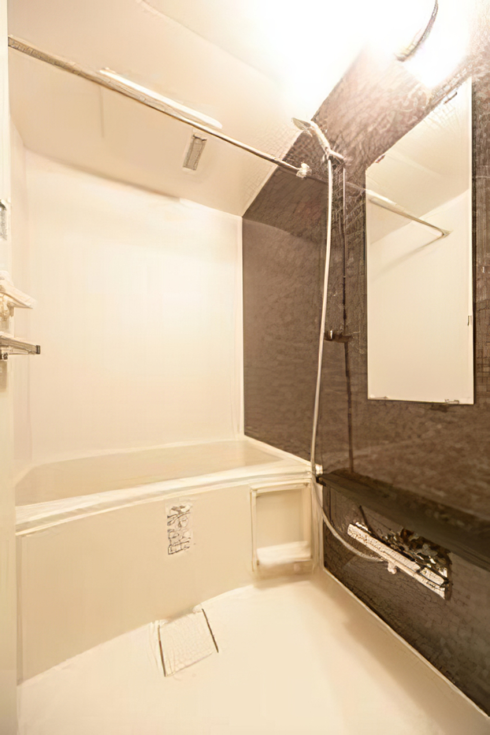 お風呂
※写真は同タイプ住戸です。