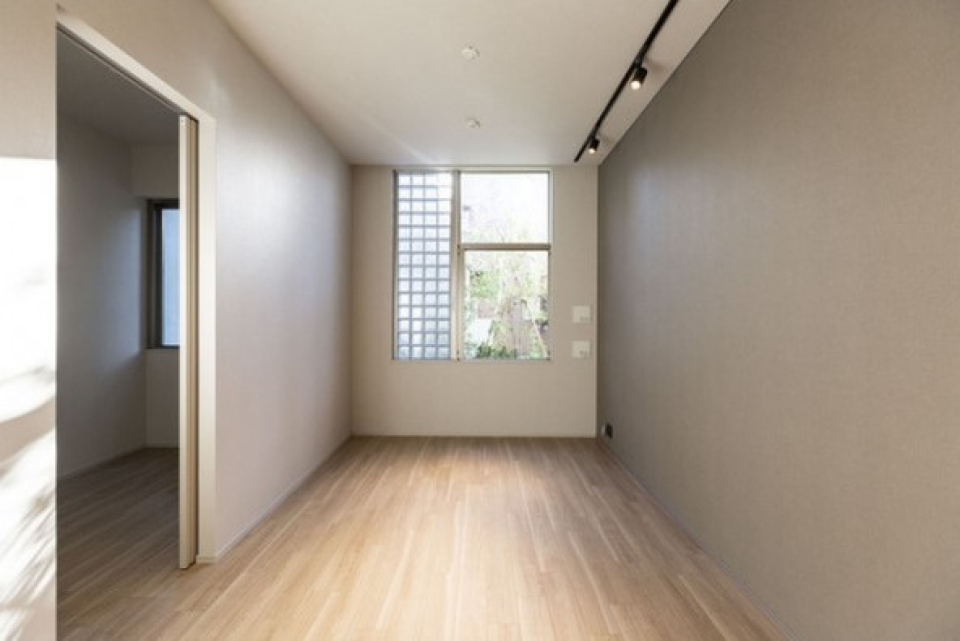 ガラスブロックフェチに刺さるお部屋です