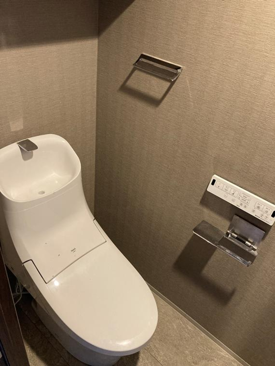 清潔感のあるトイレ。