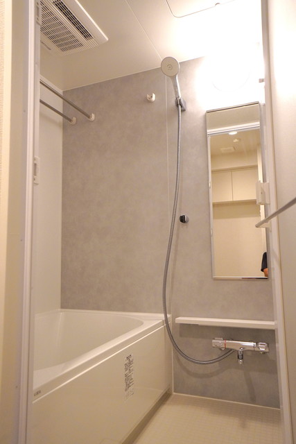 使いやすそうな浴室空間です。※写真は同タイプ住戸です。