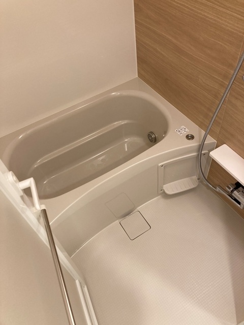 浴室の様子。※写真は同タイプ住戸です。