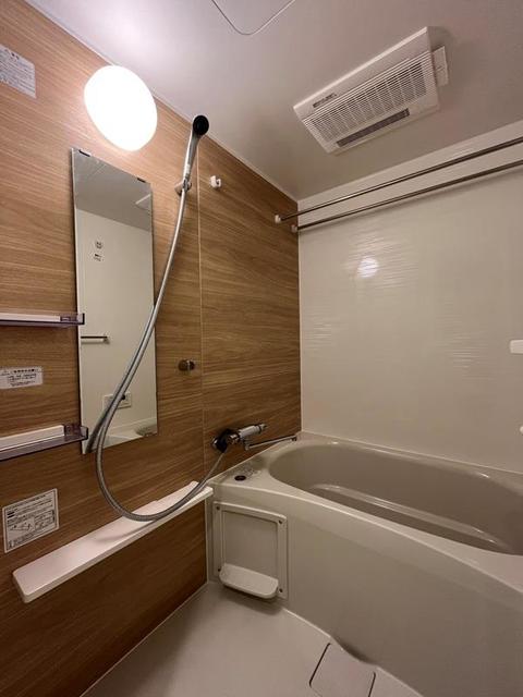 浴室の様子。※写真は同タイプ住戸です。