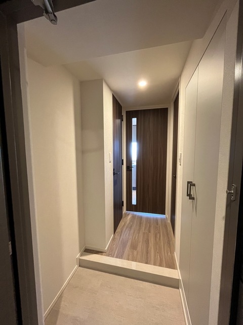 玄関の様子。※写真は同タイプ住戸です。