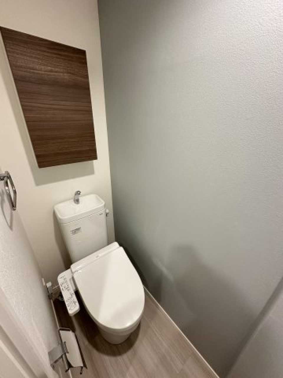 グレーの壁が良いですね！