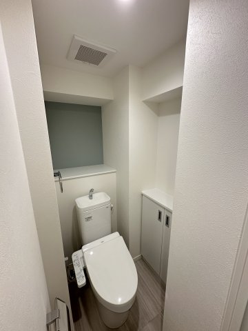 棚も付いていて整理整頓がしやすそうですね！