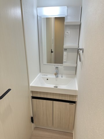 嬉しい独立洗面台。