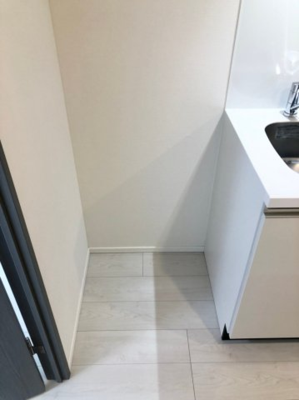 ここに冷蔵庫置けばいいんでしょ？って思ったそこのあなた。多分そうです。