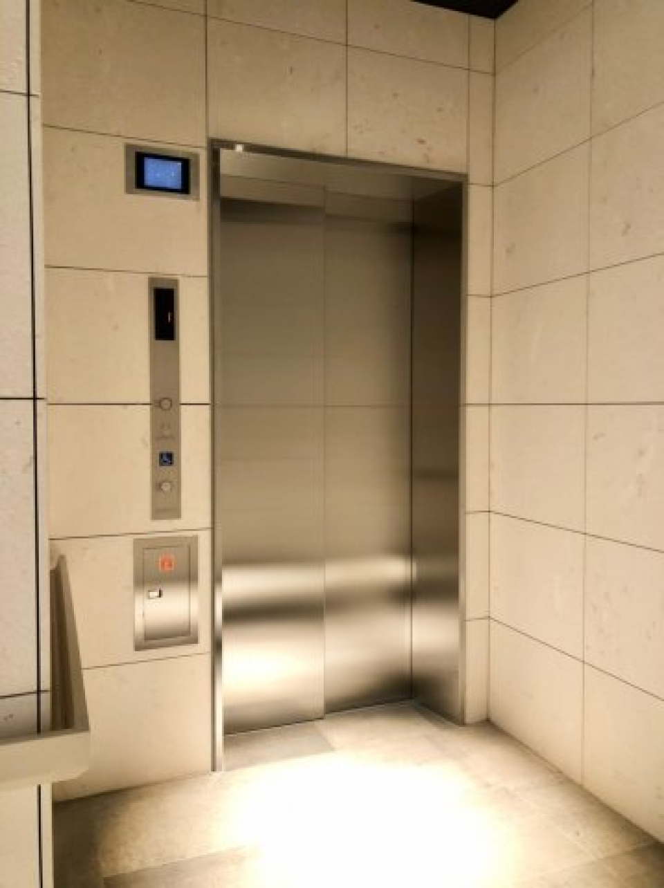 エレベーター付きです