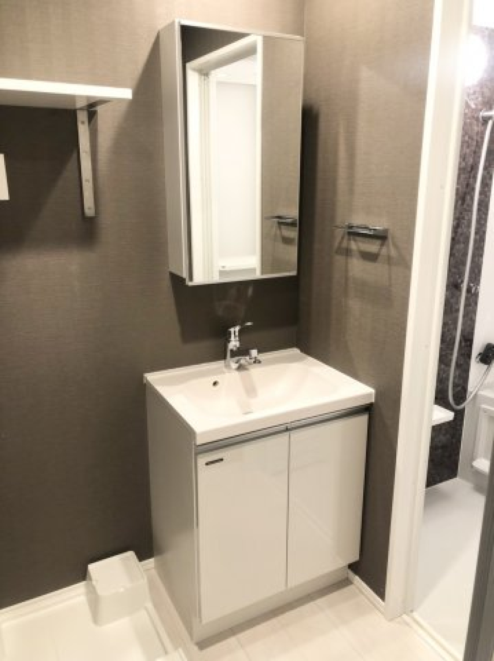 洗面台のデザインもこだわってます！特に鏡！