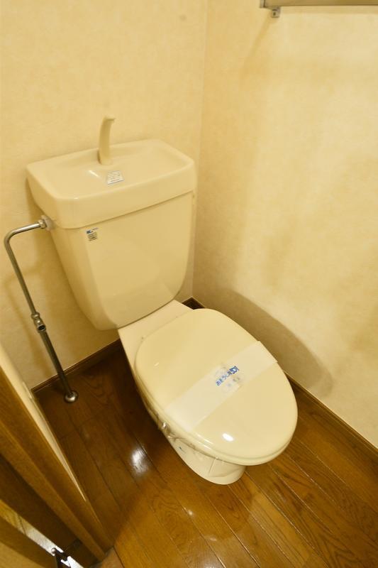 至って普通のトイレ。