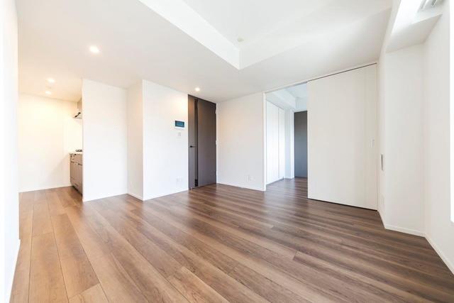 清潔感溢れるリビングルーム
※写真は同タイプ住戸です。