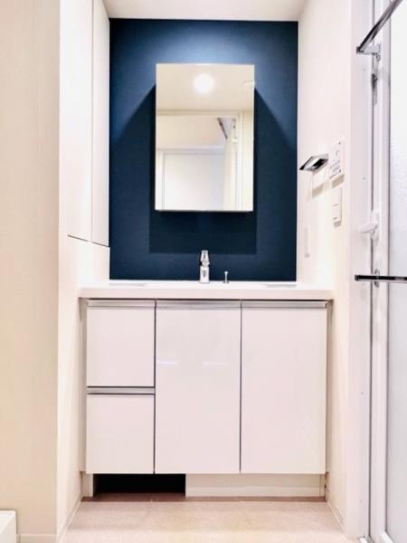 嬉しい独立洗面台。