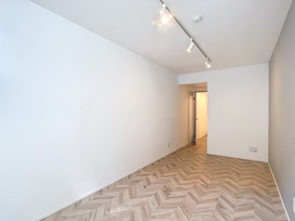 B1階にベッドルームがあります