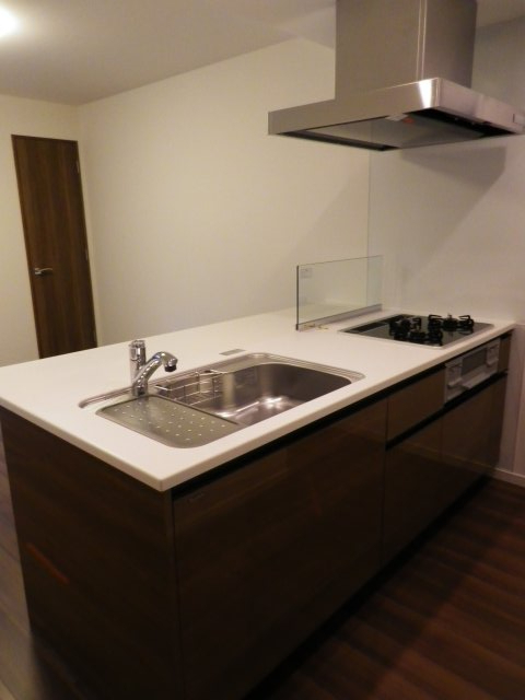 ３口のコンロが導入されています。