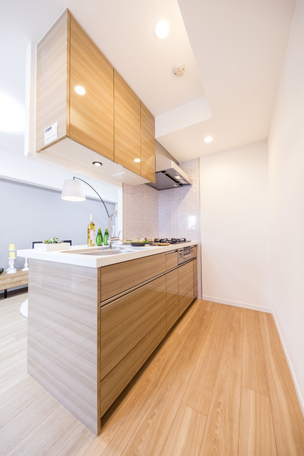 ゆとりのあるシステムキッチン。※写真は同タイプ住戸です。