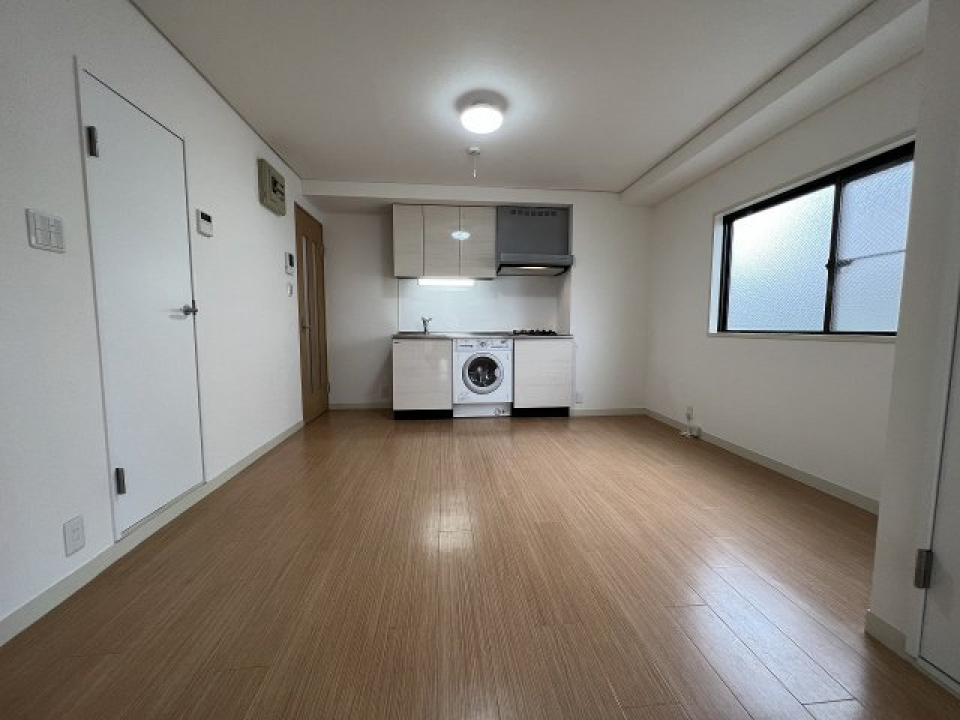 こんなところに洗濯機⁉だけど、家事の動線的には楽できるかも⁉