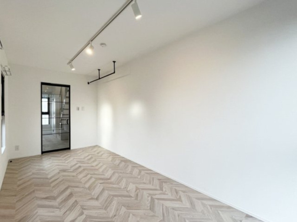 ヘリンボーン柄でワンランク上のおしゃれ空間