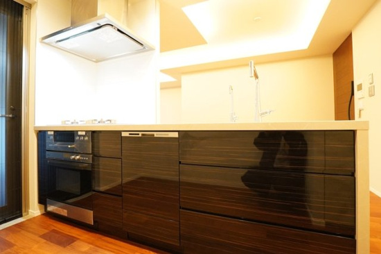 ワイドサイズで機能面充実しています