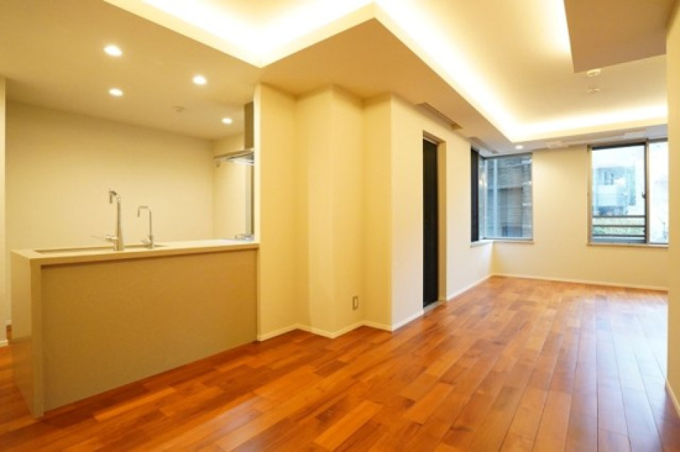 温かみを感じる木とベージュの組み合わせ