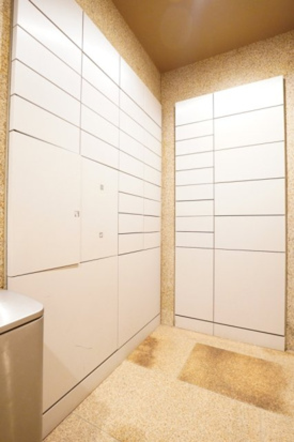 充実の宅配ボックス