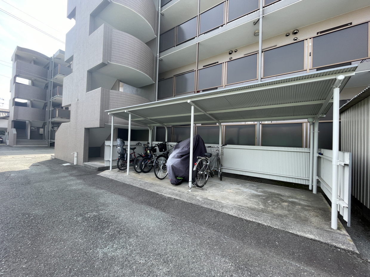 駐輪場付き