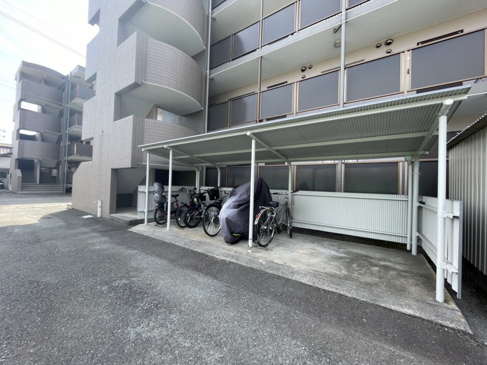 駐輪場付き