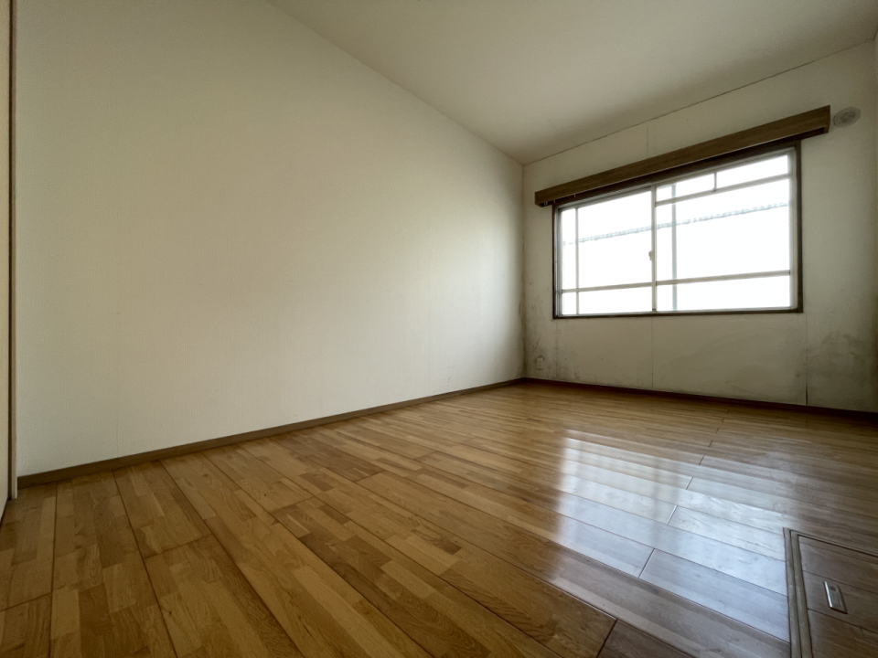 こちらは北側の洋室7.5帖