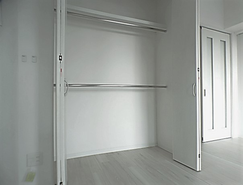 クローゼットを開けたときの様子。