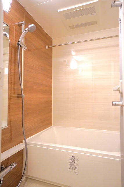 使いやすそうな浴室空間です。※写真は同タイプ住戸です。