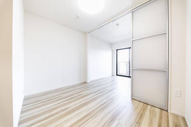 空間は横開きの扉で区切られています。※写真は同タイプ住戸です。