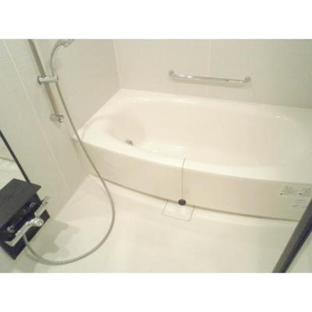 お風呂の様子です。※写真は同タイプ住戸です。