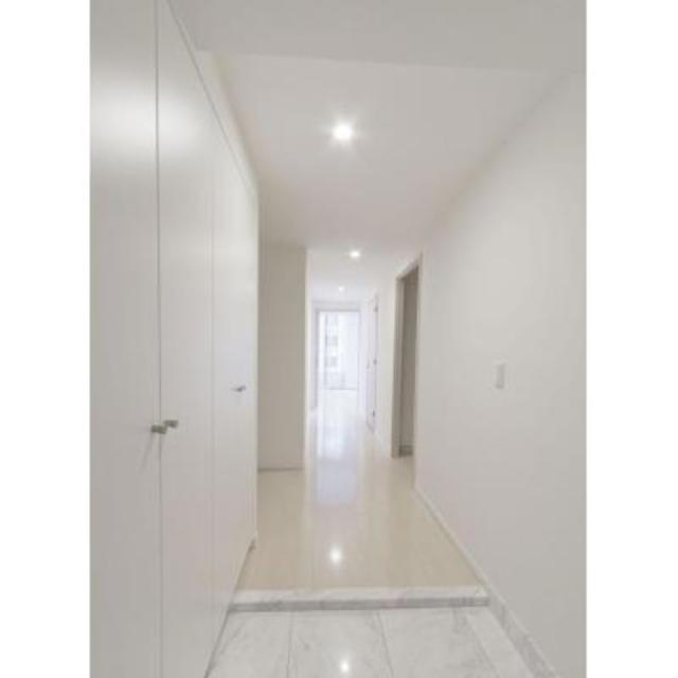 「」おかえり！」が聞こえてくる玄関。※写真は同タイプ住戸です。