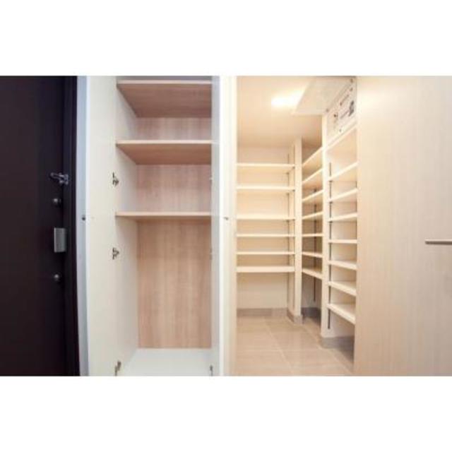 収納がたっぷりで安心です。※写真は同タイプ住戸です。