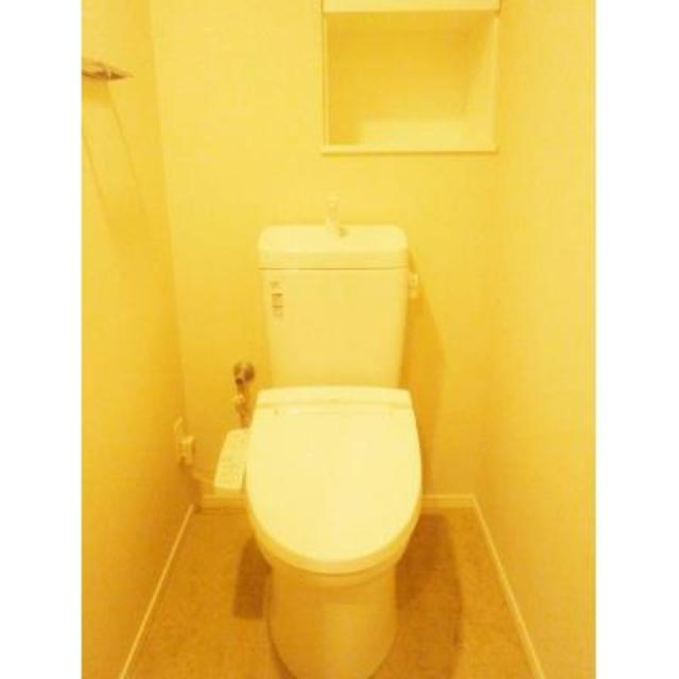 背面にちょっとした棚も付いています。※写真は同タイプ住戸です。