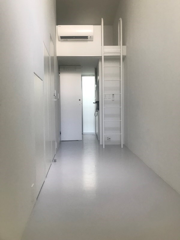 ロフト付きの個室です！