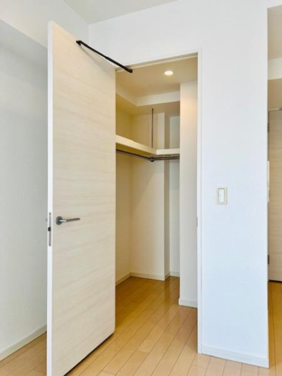 嬉しいウォークインクローゼット付き！